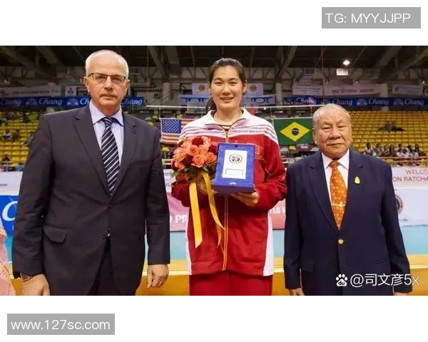 北京排球队个人能力提升的热议与未来发展探讨 北京排球队个人能力提升的热议与未来发展探讨