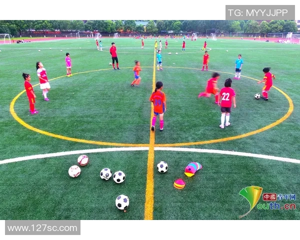 姚腾足球：探索青少年足球发展新模式与未来潜力分析