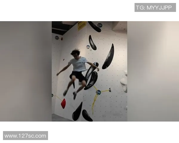 西安攀岩队的包夹现象分析与攀岩热点探讨