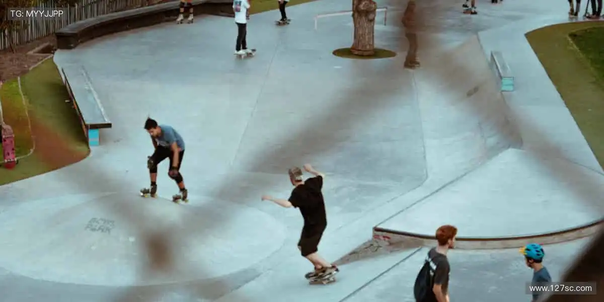 指尖掌控，赛事全收！📱